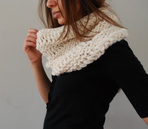 The Difference Between Scarves, Cowls, Snoods, & Shawls - Resources for ...